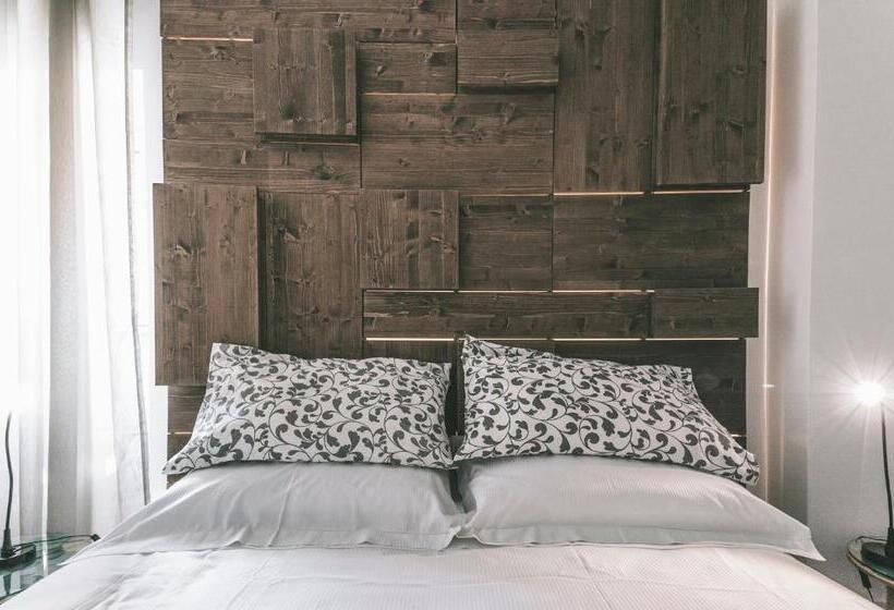 اتاق لوکس, Vandelia B&b