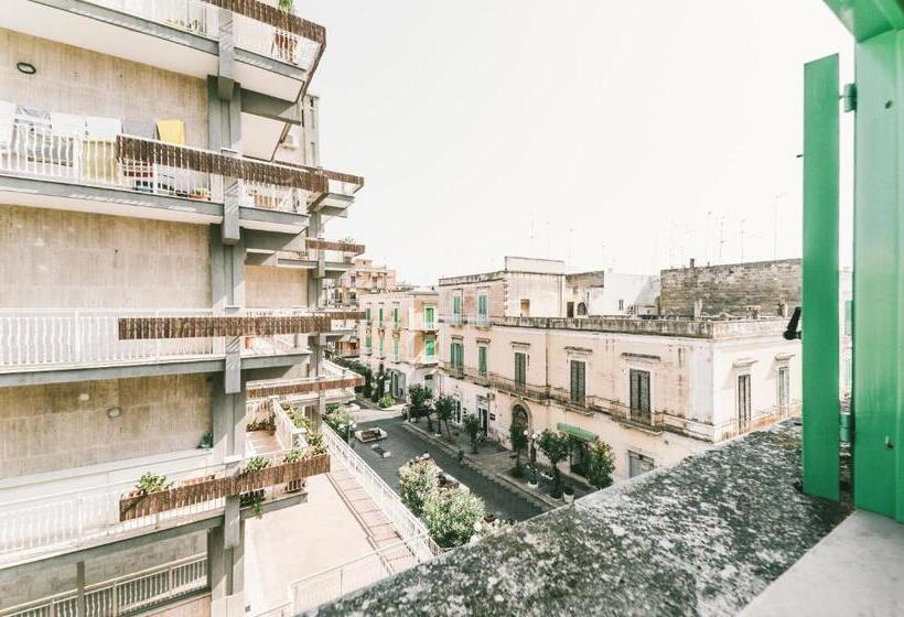 اتاق لوکس, Vandelia B&b