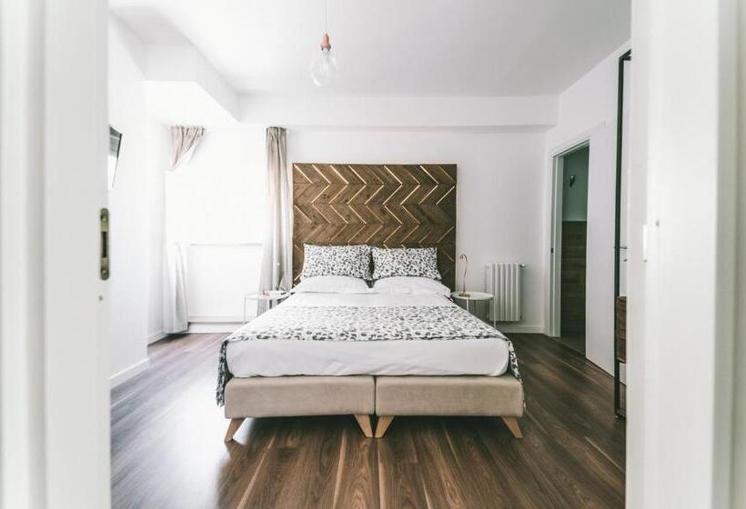 اتاق لوکس, Vandelia B&b