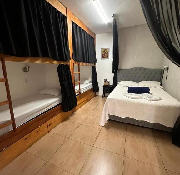 سوییت خانوادگی, Utopia Hostel