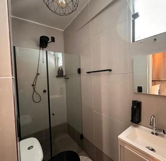 اتاق استاندارد, Utopia Hostel