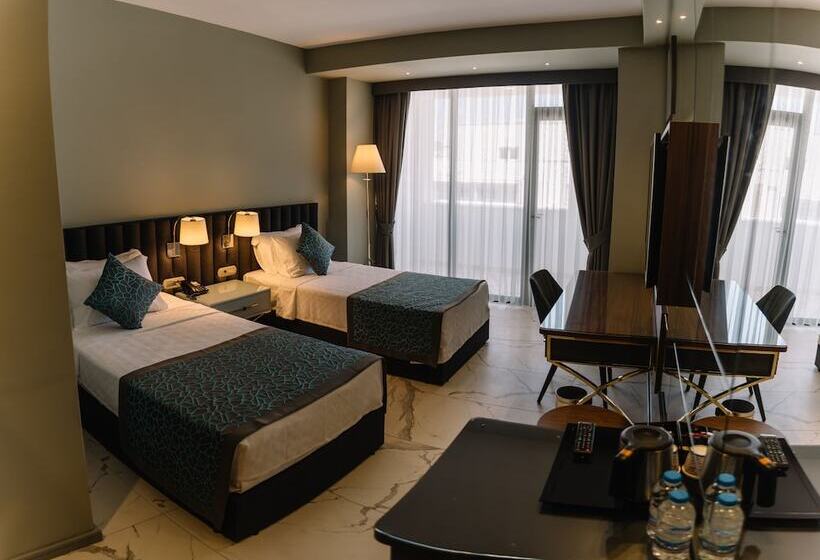اتاق کلاس بیزنس, Capella Otel