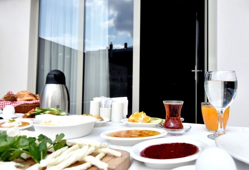 سوییت اجرایی, Capella Otel