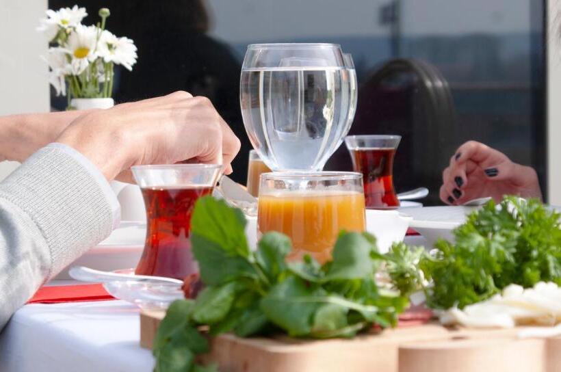 سوییت اجرایی, Capella Otel