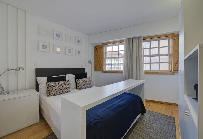 سوئیت با بالکن, Bellu Suites