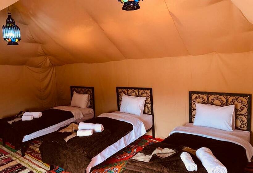 چادر با خدمات رفاهی استاندارد, Sahara Wellness Camp