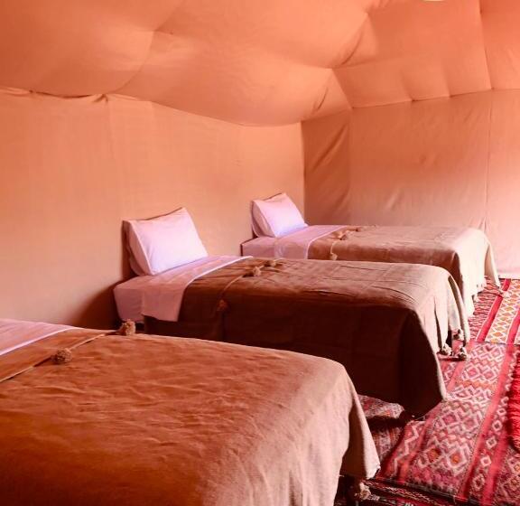 اتاق استاندارد چهار تخته, Sahara Wellness Camp