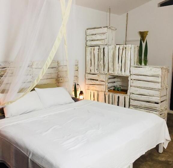 Standard bungalow with terrace, B4 Beach Club