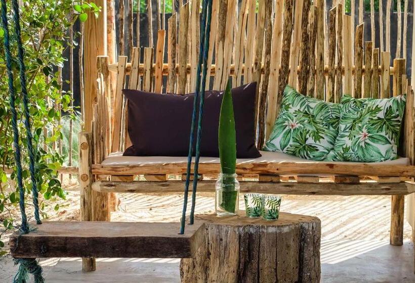 ویلای استاندارد با چشم‌انداز باغ, B4 Beach Club