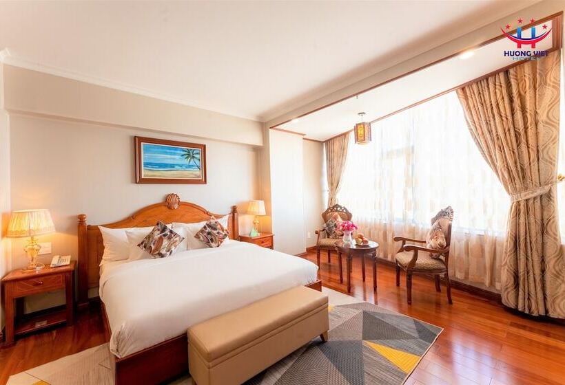 اتاق لوکس با چشم‌انداز دریا, Huong Viet Hotel Quy Nhon   Beachfront