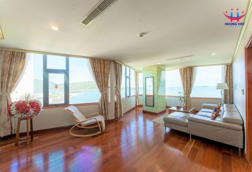 سوییت با چشم‌انداز دریا, Huong Viet Hotel Quy Nhon   Beachfront