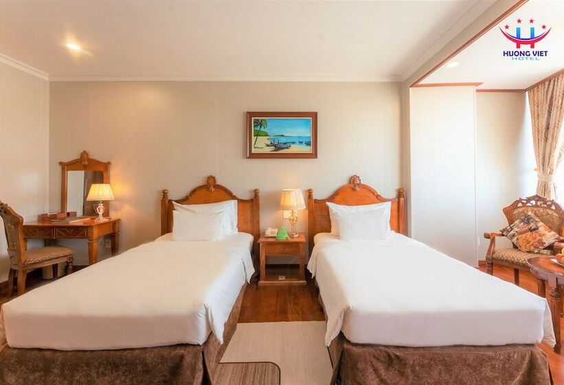 اتاق لوکس با چشم‌انداز دریا, Huong Viet Hotel Quy Nhon   Beachfront