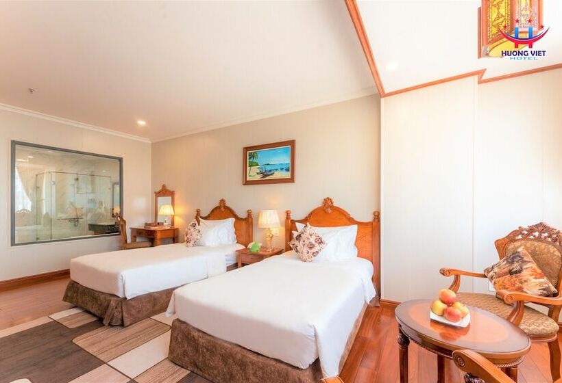 اتاق لوکس با چشم‌انداز دریا, Huong Viet Hotel Quy Nhon   Beachfront