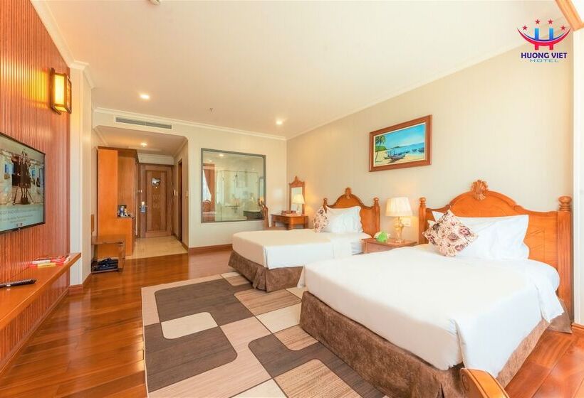 اتاق لوکس با چشم‌انداز دریا, Huong Viet Hotel Quy Nhon   Beachfront