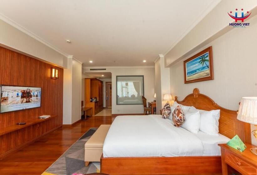 اتاق لوکس با چشم‌انداز دریا, Huong Viet Hotel Quy Nhon   Beachfront