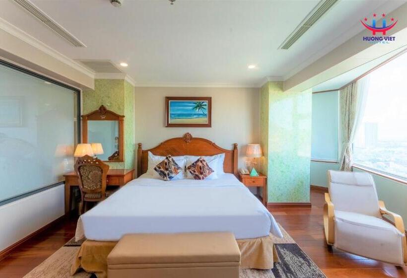 سوئیت با چشم‌انداز, Huong Viet Hotel Quy Nhon   Beachfront