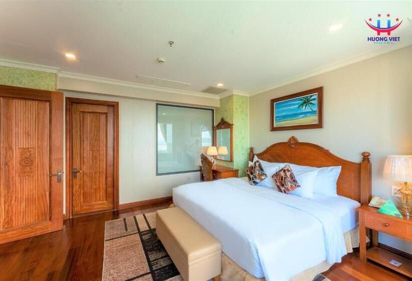سوئیت با چشم‌انداز, Huong Viet Hotel Quy Nhon   Beachfront