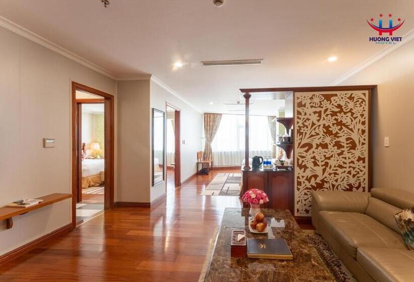 سوئیت با چشم‌انداز, Huong Viet Hotel Quy Nhon   Beachfront