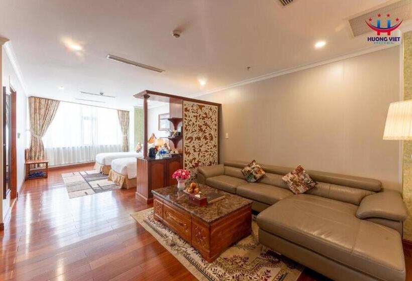 سوئیت با چشم‌انداز, Huong Viet Hotel Quy Nhon   Beachfront