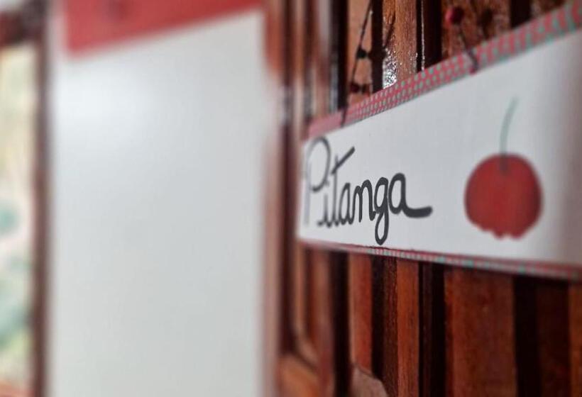 اتاق استاندارد, Mahalo Hostel