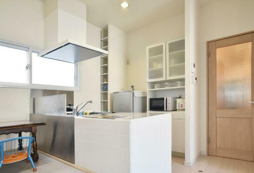 آپارتمان 2 خوابه, Ten Apartment