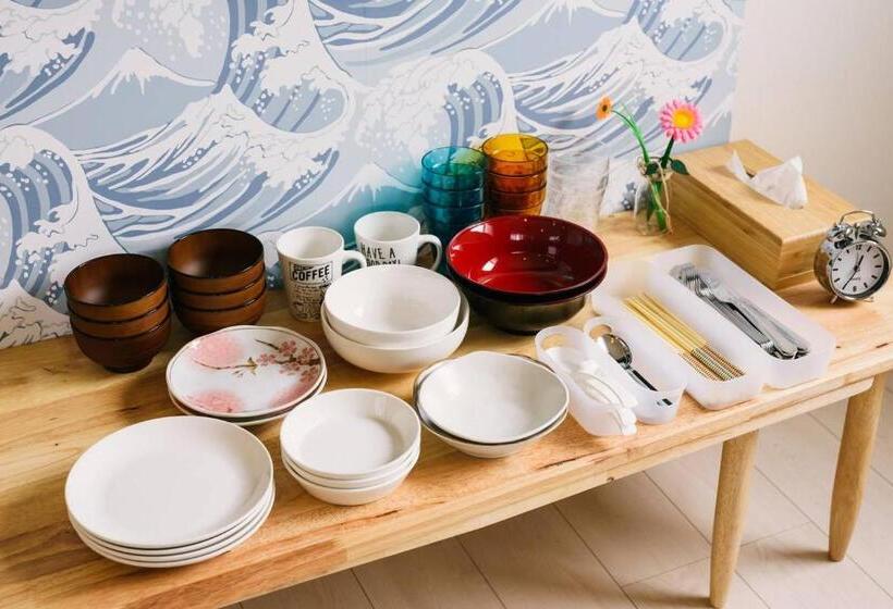 آپارتمان 2 خوابه, Ten Apartment
