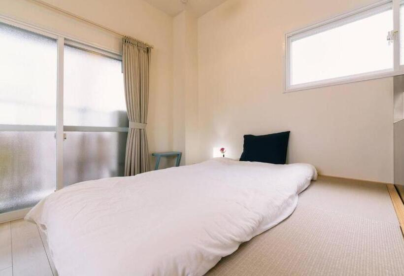 آپارتمان 2 خوابه, Ten Apartment