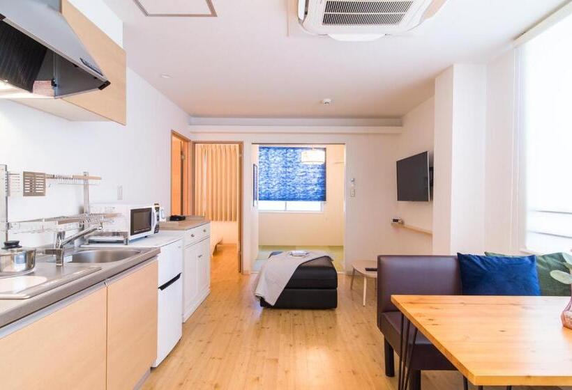آپارتمان 3 خوابه, Ten Apartment