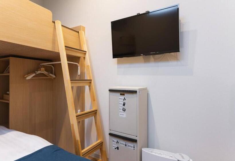 استودیوی استاندارد, Ten Apartment