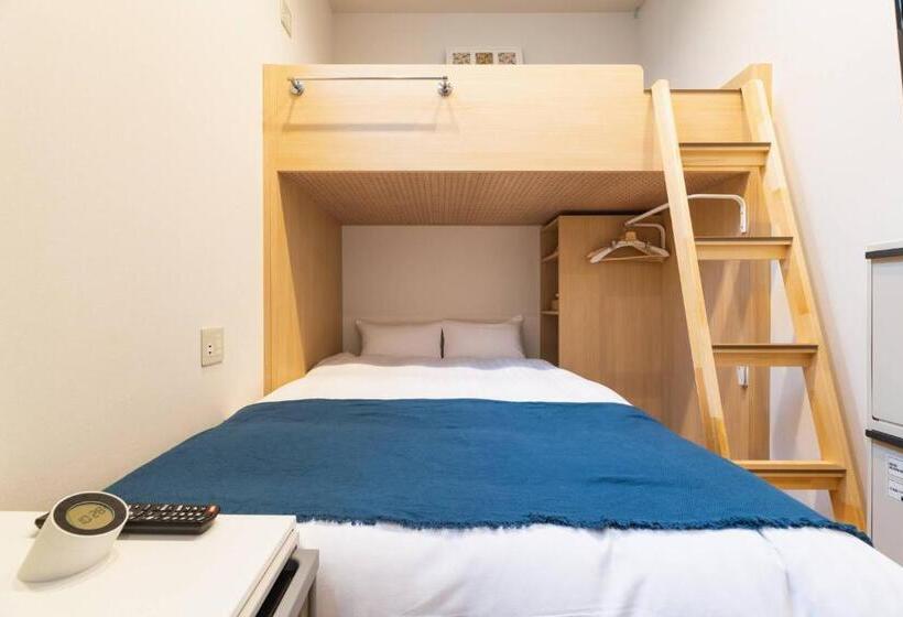استودیوی استاندارد, Ten Apartment