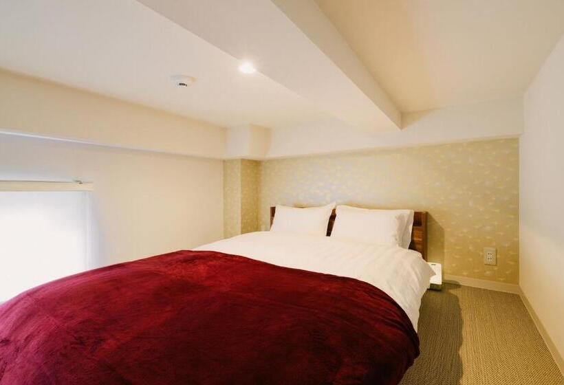 اتاق استاندارد, Ten Apartment