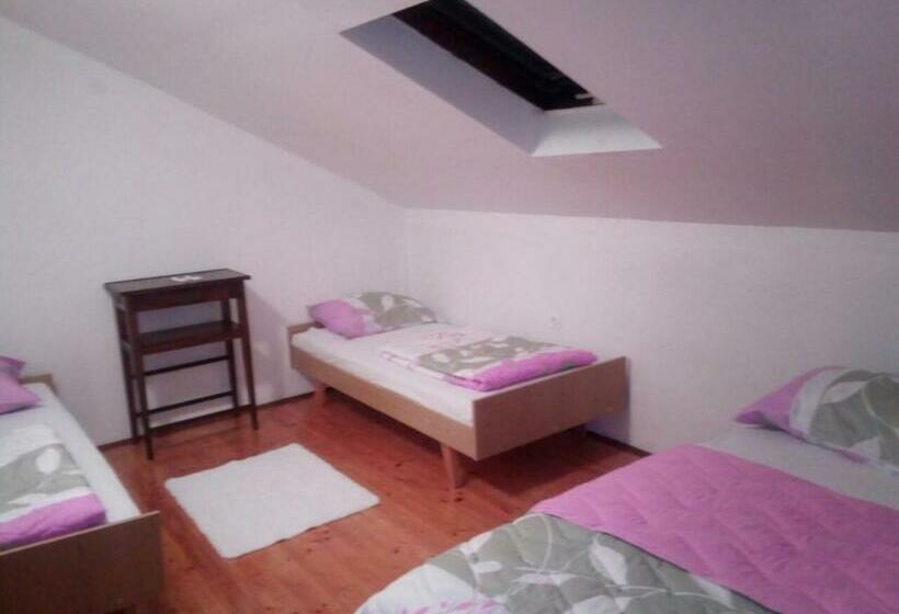 تختخواب در اتاق مشترک, Kamena ćuprija
