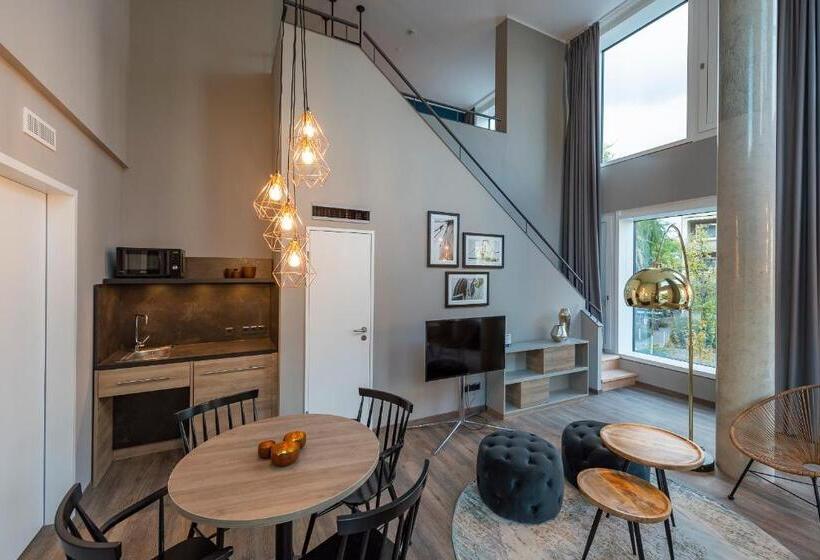 سوییت دوبلکس, Harbr. Hotel Konstanz
