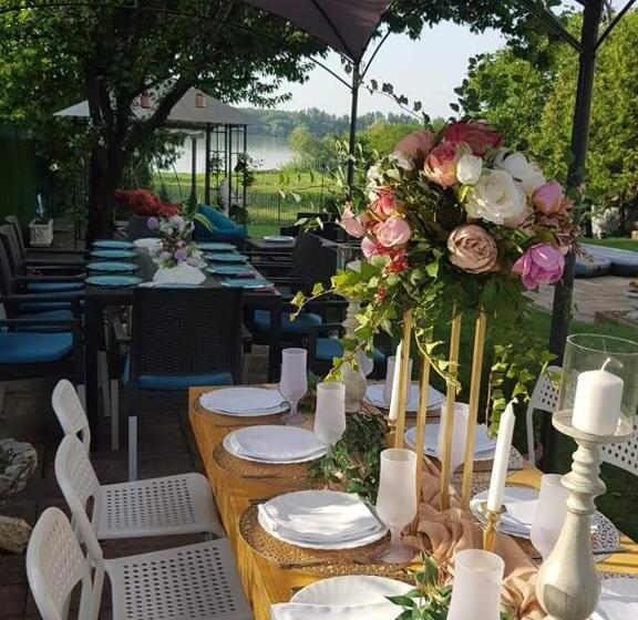 اتاق لوکس, Vila Mila Riverside Apartments