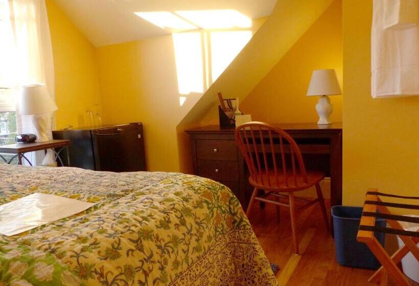 اتاق استاندارد یک تخته با سرویس بهداشتی مشترک, Davis Square Inn