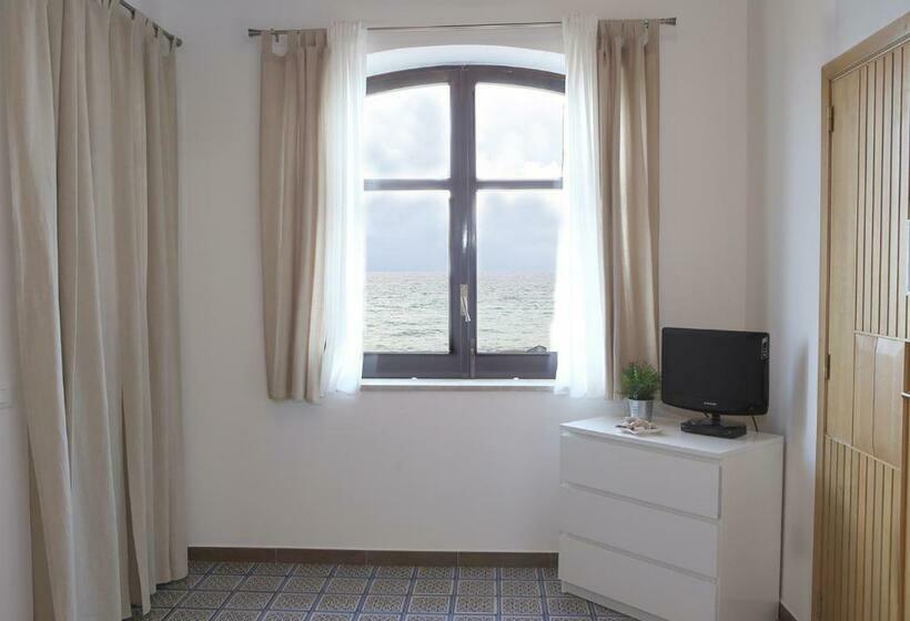 اتاق استاندارد با تخت بزرگ, B&b I 3 Mori