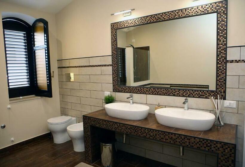 اتاق استاندارد با تخت بزرگ, B&b I 3 Mori