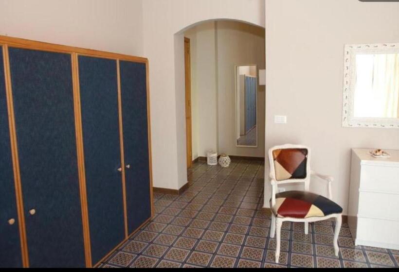 اتاق استاندارد با تخت بزرگ, B&b I 3 Mori
