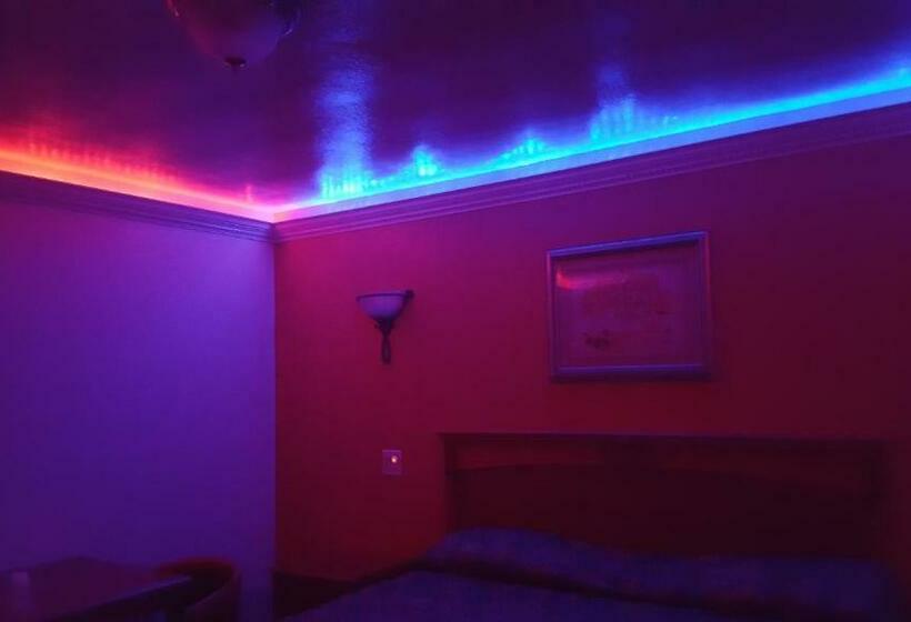 اتاق استاندارد با تخت بزرگ, Deluxe Motel, Los Angeles Area