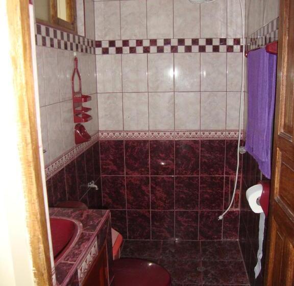 اتاق خانوادگی با سرویس بهداشتی مشترک, Casa Hospedaje Killari