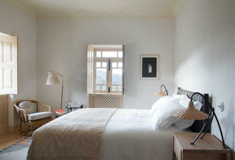 اتاق لوکس, Quinta Da Côrte