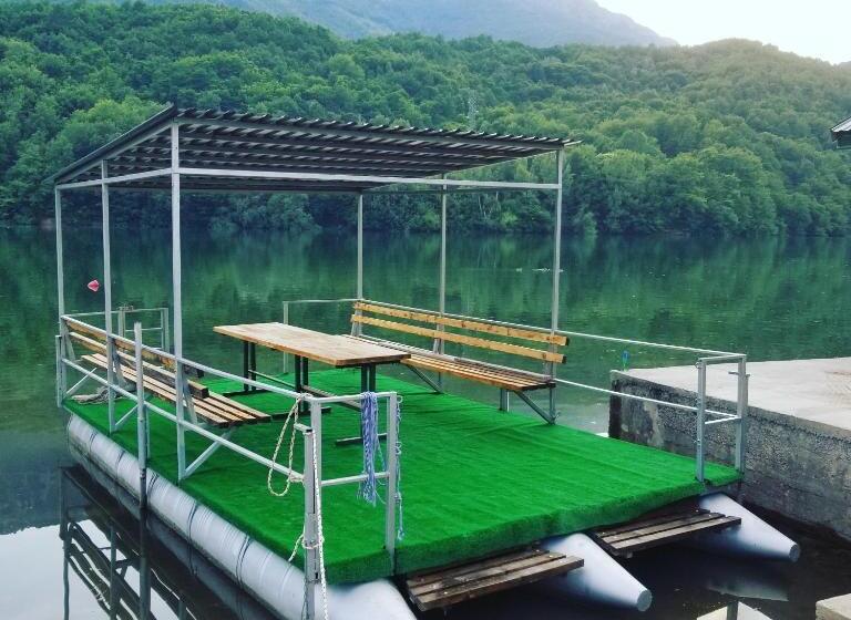 خانه 3 خوابه, Lakeview Rest Home
