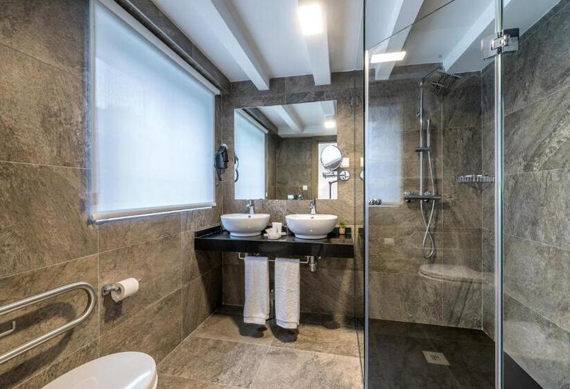 テラス付スイート, Suite Home Pinares