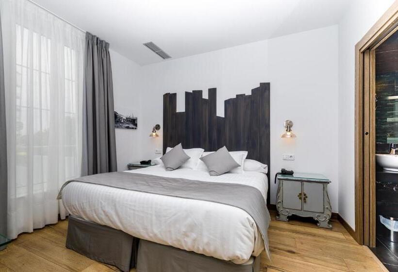 スタンダードルーム, Suite Home Pinares