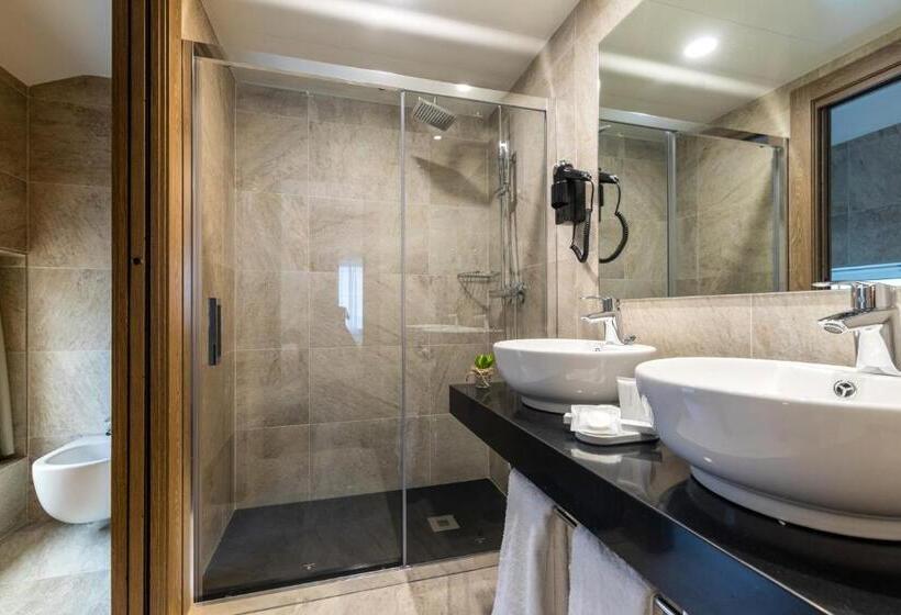 デラックスルーム, Suite Home Pinares
