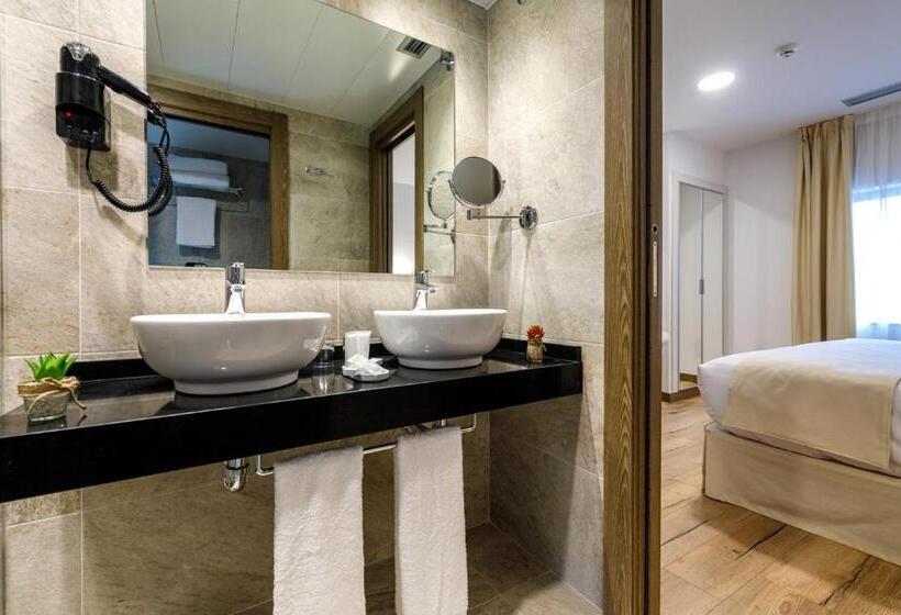 デラックスルーム, Suite Home Pinares