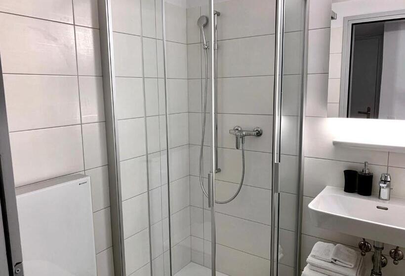 1 Sovrums Superior Lägenhet, Great2stay City Center Apartments Locarno