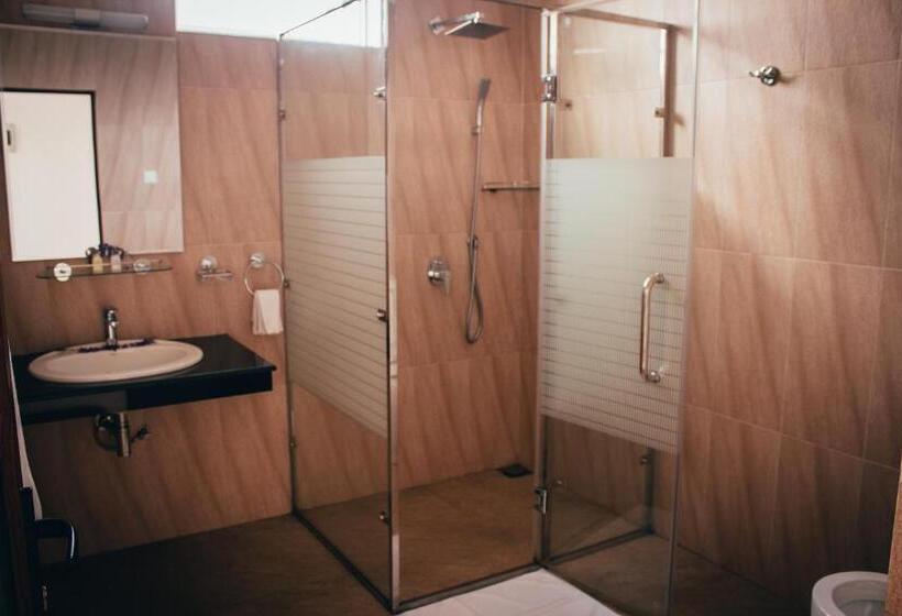 اتاق استاندارد با بالکن, Amber House Lanka