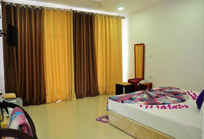 اتاق استاندارد با بالکن, Amber House Lanka