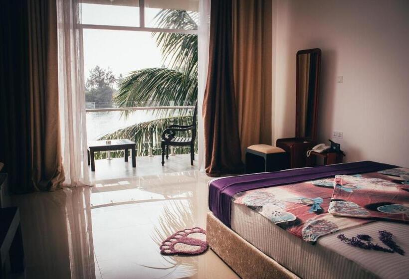 اتاق استاندارد با بالکن, Amber House Lanka